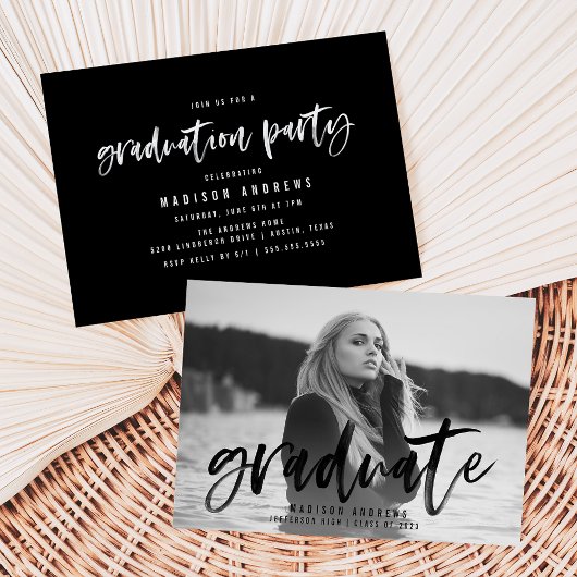 Invitation Brosse noire moderne Script Photo Graduation Party