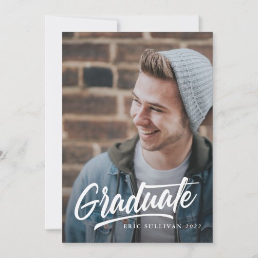 Invitation Brosse Script Moderne Graduation 2 faces Photo Par (Devant)