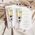 Invitation Brunch & Bubbly Purple Gold Fête des mariées<br><div class="desc">Ce joli design présente un bouquet floral dans les tons violets et une coupe de champagne aquarelle. Remplissez vos informations sur le modèle. Utilisez la fonction "customiser" pour modifier les polices ou la disposition.</div>