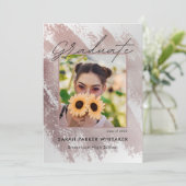 Invitation Brush or Rose moderne Strokes Graduation Party (Debout devant)