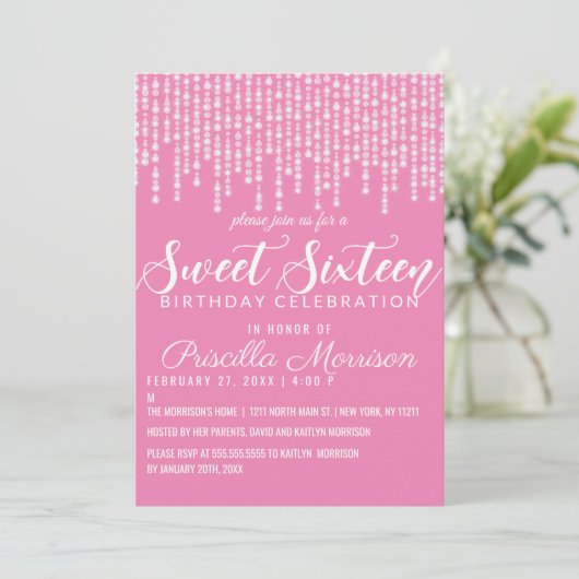 Invitation Bubblegum Pink Hanging Diamond Lights Sweet 16 (Debout devant)