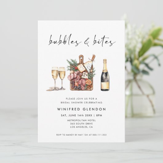 Invitation Bubbles and Bites Bridal Shower (Debout devant)