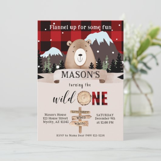 Invitation Buffalo Plaid Wild One Bear 1er anniversaire (Debout devant)