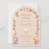 Invitation Bunny de Pâques floral Somebunny a un anniversaire (Devant)