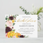 Invitation Burgundy Blush Fall Floral Citrouille Fête des mar (Debout devant)