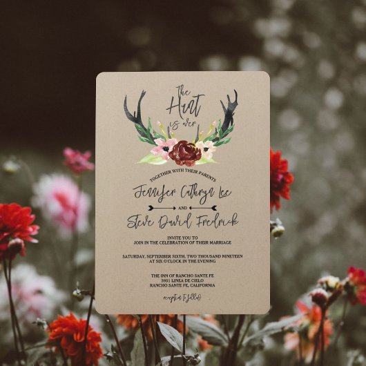 Invitation Burgundy Floral Antler Boho Hunt est au-dessus du 