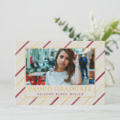 Invitation Burgundy Gold Stripes Moderne Photo Graduation (Debout devant)