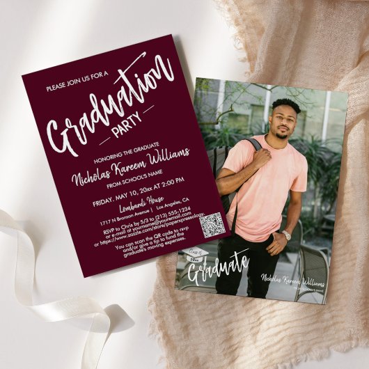 Invitation Burgundy moderne QR Code fête de graduation photo