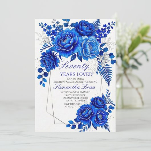 Invitation Burgundy Surprise Floral 70th Birthday Party (Debout devant)