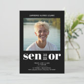Invitation  BW Modern Editorial Senior Photo Cool Graduate  (Debout devant)