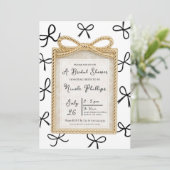 Invitation Cadre Gold Bow & Little Black Bows Fête des mariée (Debout devant)