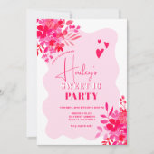 Invitation Cadre ondulé rose chaud rouge rose floral Sweet 16 (Devant)