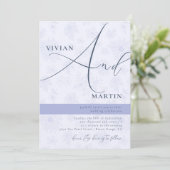 Invitation Calligraphie Big Bold "And" Dusty Blue Mariage (Debout devant)