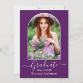 Invitation Calligraphie d'arc moderne Purple Graduation Party (Devant)