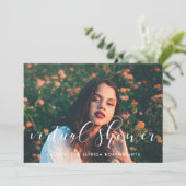 Invitation Calligraphie élégante Photo de douche de la mariée (Debout devant)