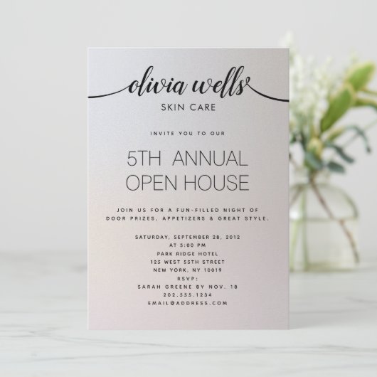 Invitation Calligraphie manuscrite simple Shimmery Silver (Debout devant)