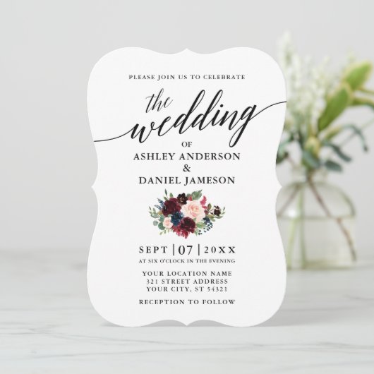 Invitation Calligraphie Script Burgundy Blue Floral Mariage (Debout devant)