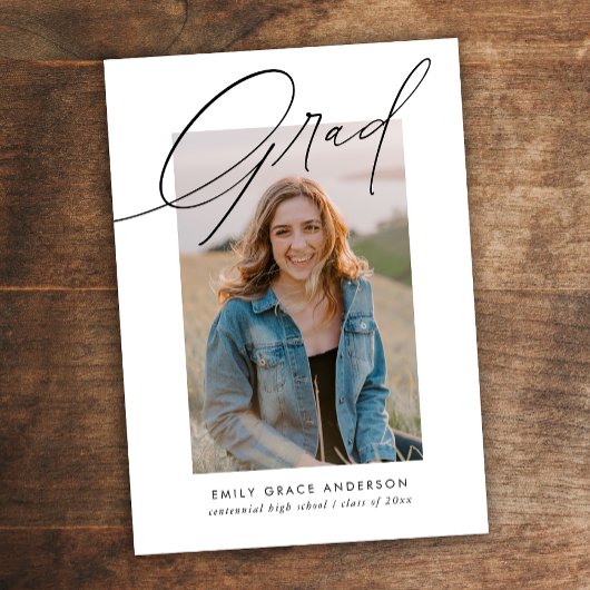 Invitation Calligraphie simple et tendance Trois diplômes pho