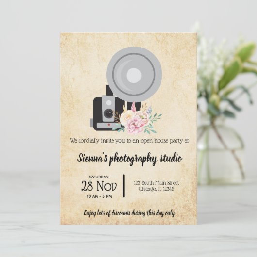 Invitation Caméra vintage (Debout devant)