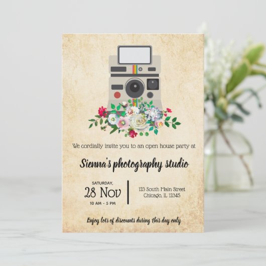 Invitation Caméra vintage (Debout devant)