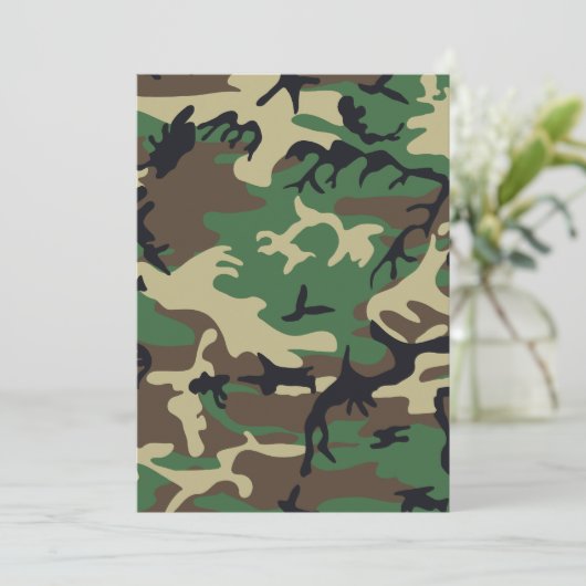 Invitation Camouflage militaire (Debout devant)