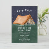 Invitation Camp branché au-dessus du sommeil au-dessus du gar (Debout devant)