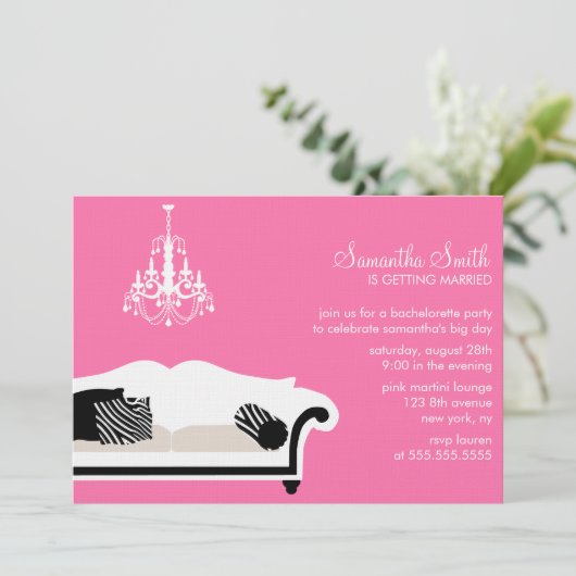Invitation Canapé élégant rose et fête avec lustre (Debout devant)