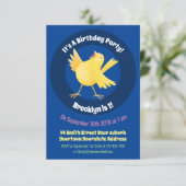 Invitation Caricature d'oiseau canari jaune chantant mignon (Debout devant)