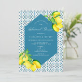 Invitation Carrelage bleu méditerranéen Dîner de répétition c (Debout devant)