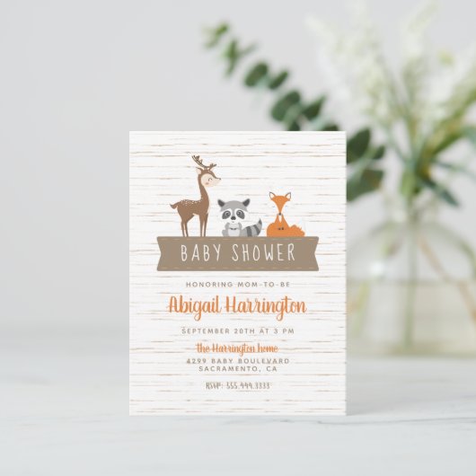 Invitation Carte Postale Baby shower de bannières d'animaux mignons en bois (Debout devant)