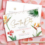 Invitation Carte Postale Bat mitzvah Tropical Save Date Floral Gold Script<br><div class="desc">Assurez-vous que tous vos amis et parents pourront célébrer le Bat mitzvah de votre fille! Envoyez cette carte postale chic et personnalisée "Save the Date" faire-part. Élégant, étonnant, coloré, oiseaux d'aquarelle tropicale des fleurs de paradis, faux écriture manuscrite or, Star of David et points de parties scintillant, avec rose rose...</div>