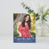 Invitation Carte Postale Bleu Enregistrer la date Graduation Photo Script C (Debout devant)