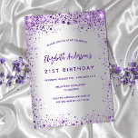 Invitation Carte Postale Bruant violet d'argent d'anniversaire<br><div class="desc">Une invitation à la fête d'anniversaire de 21e anniversaire, féminine et féminine (ou tout âge). Devant : Un arrière - plan à la mode faux argent. Décoré de parties scintillant violet foncé et violet, pétillant. Personnalisez et ajoutez un nom, des détails du parti. Le nom est écrit avec un script...</div>