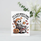 Invitation Carte Postale C'est une histoire de mois Ber, vous ne comprendri (Debout devant)