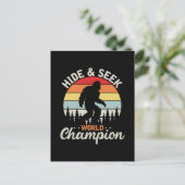 Invitation Carte Postale Champion du Monde de Cache-Cache de Bigfoot (Debout devant)