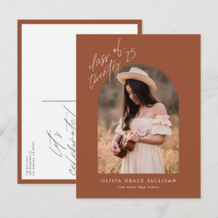 Invitation Carte Postale Classe Terracotta de 2025 Arch Photo Graduation