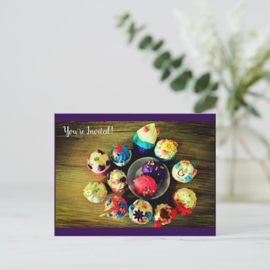Invitation Carte Postale Cupcakes (Debout devant)