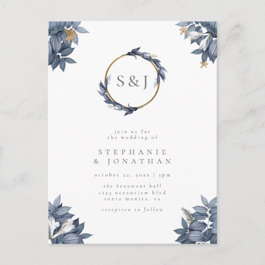 Invitation Carte Postale Dusty Blue Feuilles et Mariage de monogramme d'or (Devant)