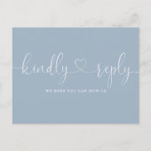 Invitation Carte Postale Dusty Blue Heart Script Chanson Demande RSVP (Devant)