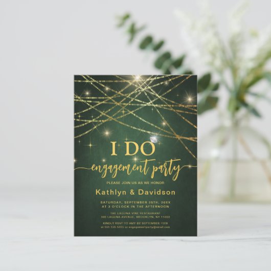 Invitation Carte Postale Élégant Gold String Lumières Vert I DO Fiançailles (Debout devant)