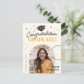 Invitation Carte Postale Élégante classe de diplômés de 2024 Keepsaké Gradu (Debout devant)