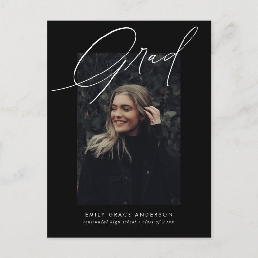Invitation Carte Postale Élégante tendance Calligraphie Script Graduation (Devant)