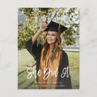 Elle L'A Fait Script Moderne Girl Photo Graduation
