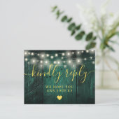 Invitation Carte Postale Emerald Green Lights Wood Song Demande RSVP (Debout devant)