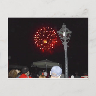 Invitation Carte Postale Feu d'artifice rouge avec image Lamppost