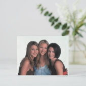 Invitation Carte Postale FRIENDS™| Rachel, Phoebe et Monica (Debout devant)