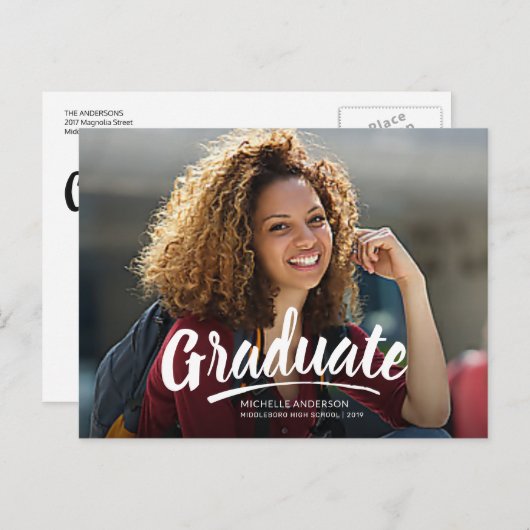 Invitation Carte Postale Graduation White Brush Script 2 côtés (Devant / Derrière)