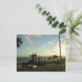 Invitation Carte Postale Hawaii RSVP (Debout devant)