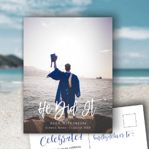 Invitation Carte Postale Il L'A Fait Script Moderne Guy Photo Graduation