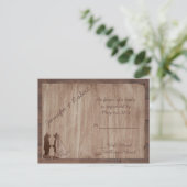 Invitation Carte Postale Mariage campagnard d'ours en bois de grange RSVP (Debout devant)